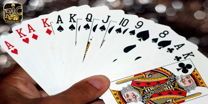 Tìm hiểu về chơi game bài tiến lên miền nam miễn phí